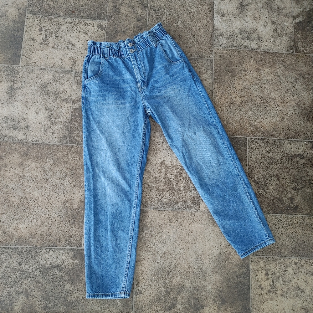 Forever 21 Jeans, Size M, Elastic Waistband, Blue